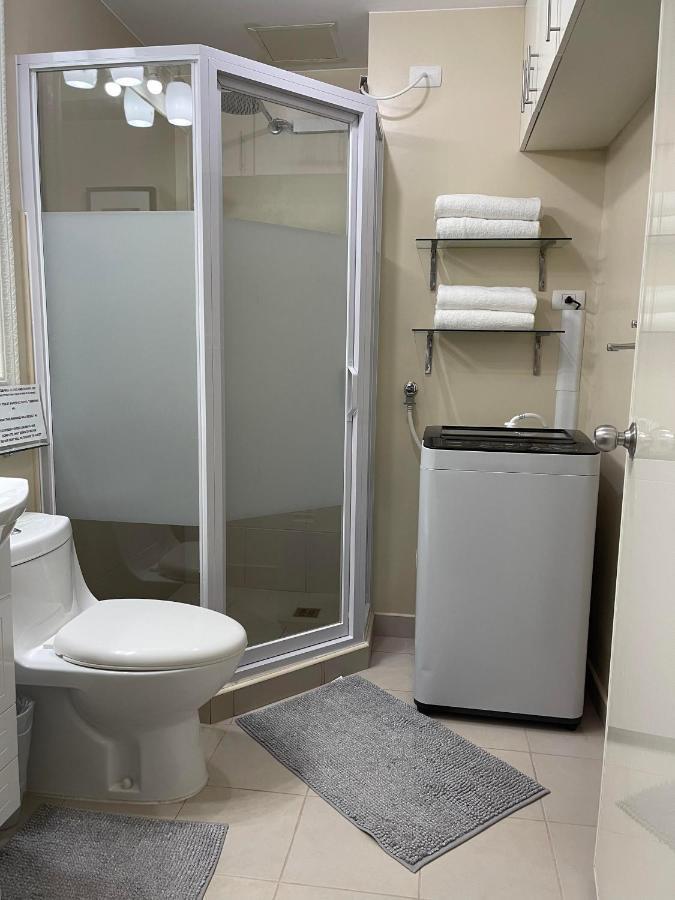 Spacious 2 Bedroom Condo Unit For Rent Илойло Сити Екстериор снимка