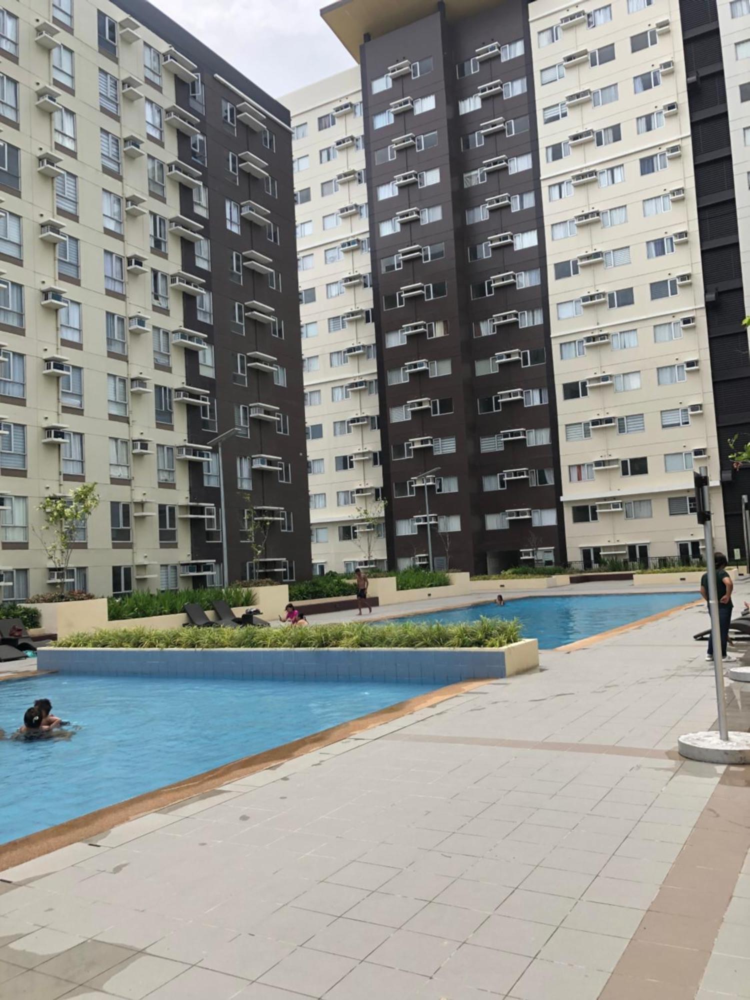 Spacious 2 Bedroom Condo Unit For Rent Илойло Сити Екстериор снимка