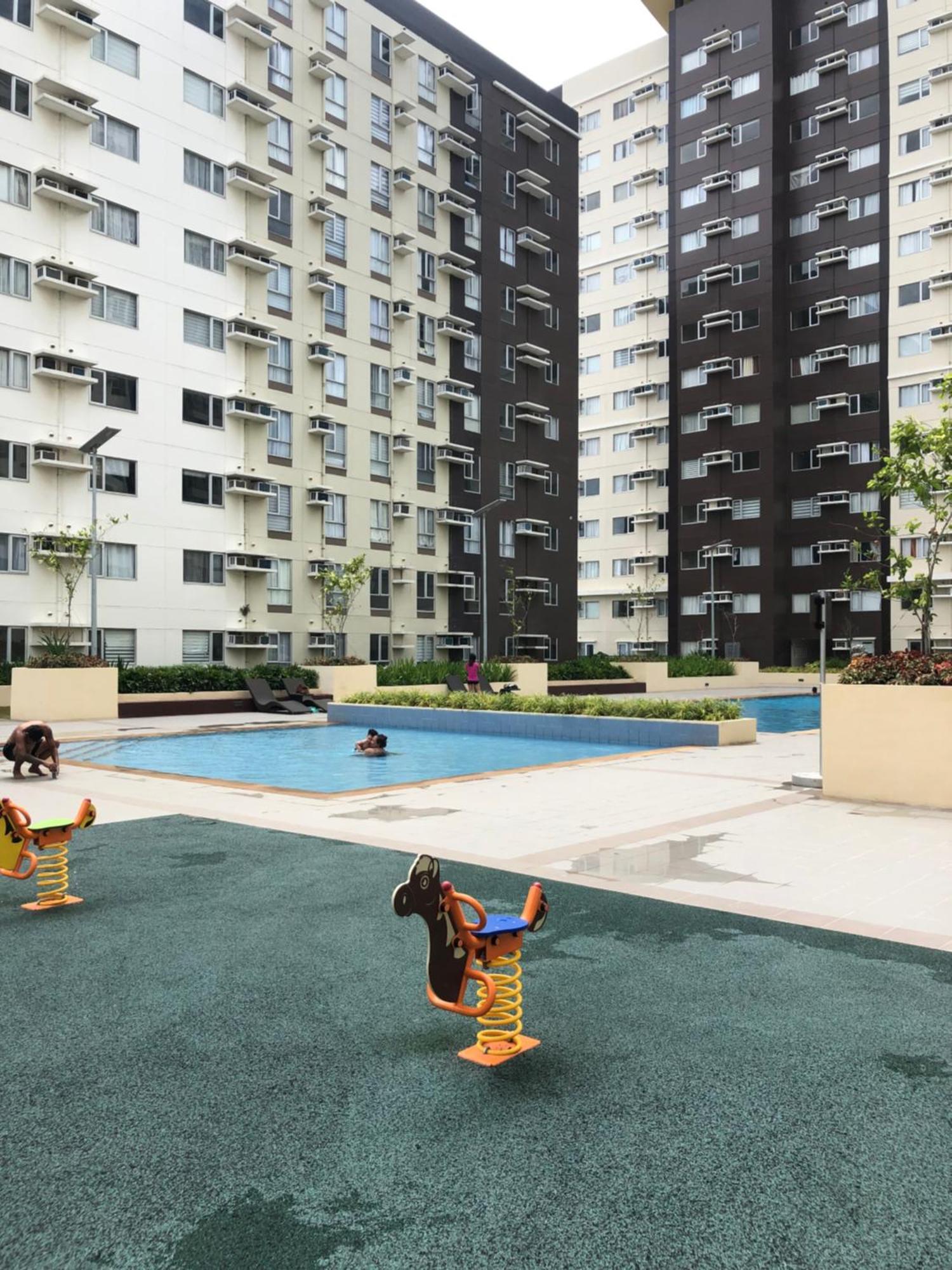 Spacious 2 Bedroom Condo Unit For Rent Илойло Сити Екстериор снимка